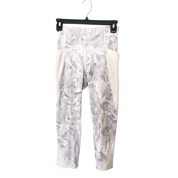 Lululemon Breezy Dot Legging Size 4 - Picture 2 of 6